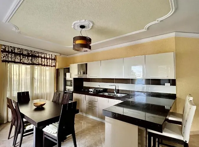 Appartamento In Durres Elio *