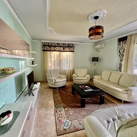 In Durres Elio ゴーレム