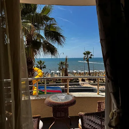 In Durres Elio Golem (Tirana)